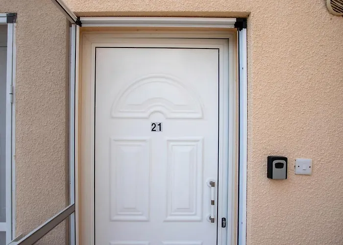 Tranquil Hideaway With Breathtaking Sea Views アパート