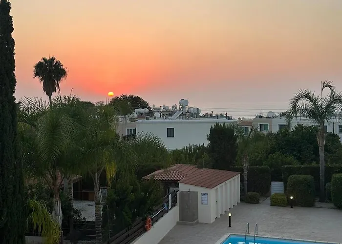 Tranquil Hideaway With Breathtaking Sea Views *