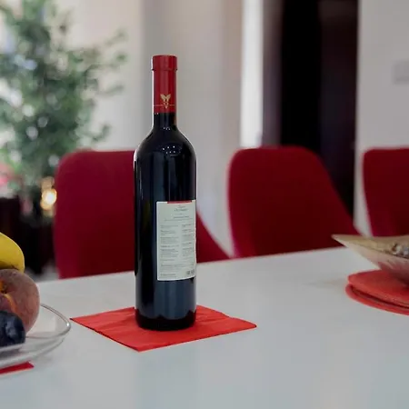 Tranquil Hideaway With Breathtaking Sea Views