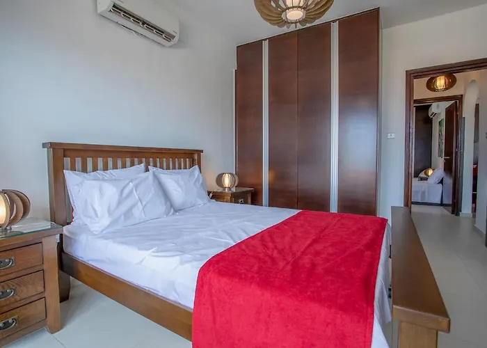 Tranquil Hideaway With Breathtaking Sea Views Apartmán Kissonerga